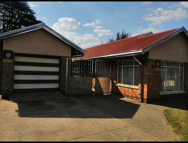 3 BEDROOM HOUSE FOR SALE IN VANDERBIJLPARK CE 5